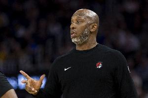 比盧普斯：球隊(duì)的防守壓迫性很強(qiáng) 對(duì)全隊(duì)的表現(xiàn)感到滿意