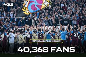 震撼！40368名球迷現(xiàn)場(chǎng)觀戰(zhàn)，特拉布宗U19淘汰國(guó)米進(jìn)青年歐冠4強(qiáng)