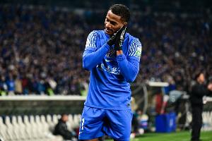 都太熟悉了？記者：明天申花放棄上海德比賽前踩場訓練