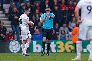 英超第32輪裁判：卡瓦納執(zhí)法紐卡vs曼聯(lián) 胡珀執(zhí)法槍手布倫特福德