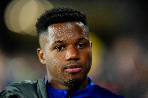 回購(gòu)條款2800萬(wàn)歐！西媒：法蒂將續(xù)約巴薩一年+被租至摩納哥