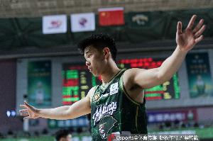 直播吧：被G聯(lián)盟選中的林葳將綜合多方面因素 近期作出去向決定