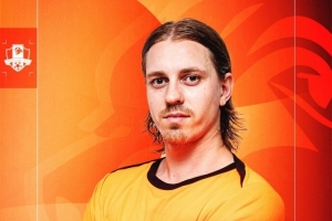 奧馬爾松、鄧宇彪、魏洺赫完成簽約手續(xù)，成功加盟梅州客家