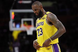 Siegel：獨行俠&湖人從未就詹姆斯進行過任何談判 交易流言是假的