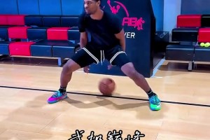 ??亨德森：姚已在陣中，我就是那個(gè)麥啊。??